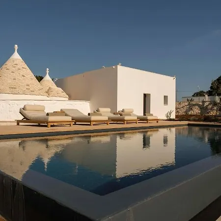 וילה Trulli Petramyrta
