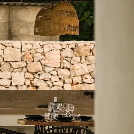 Trulli Petramyrta Villa