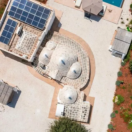 Trulli Petramyrta Villa